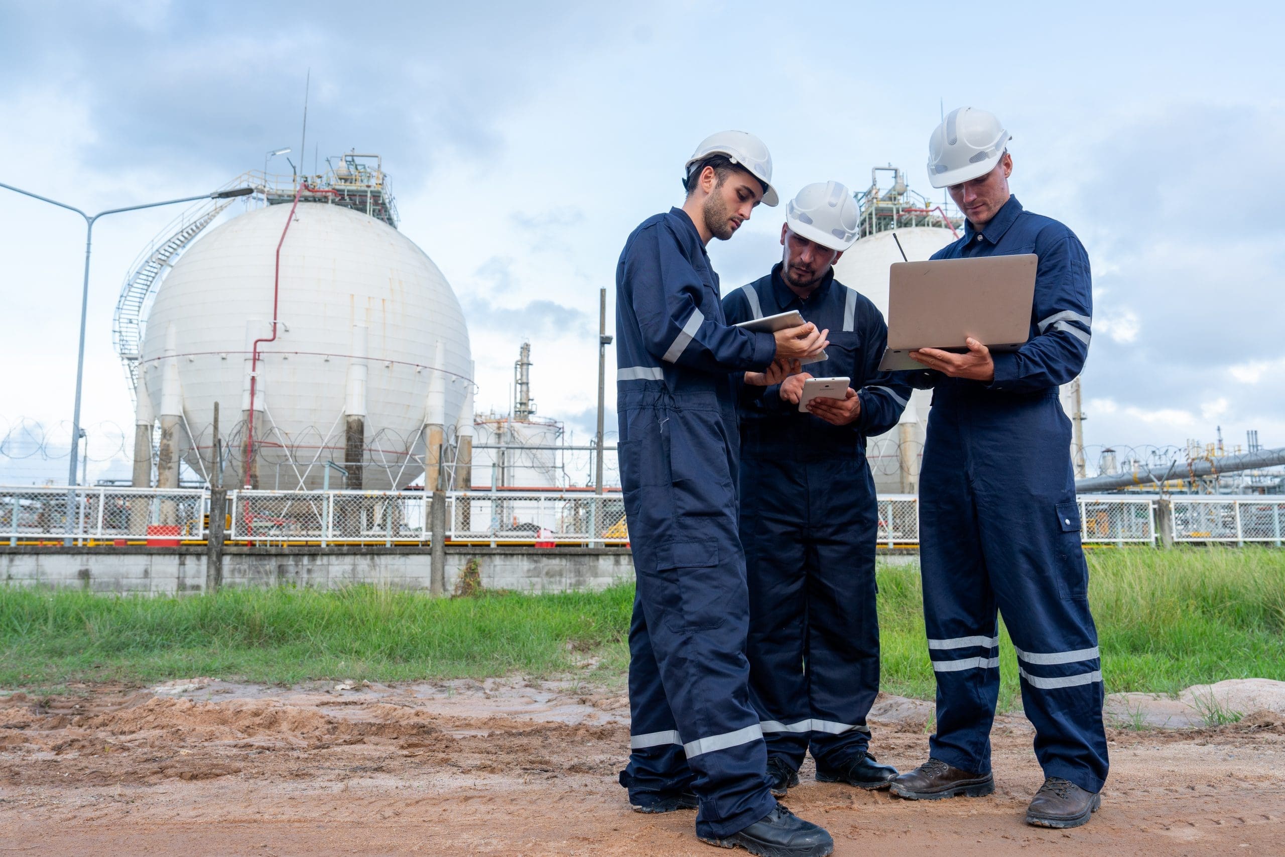 Wide Shot Group Of Engineer Or Technician Workers 2025 03 07 10 38 39 Utc